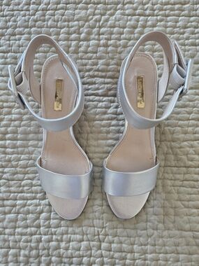 Louise et Cie Silver Metallic Wedge Sandals